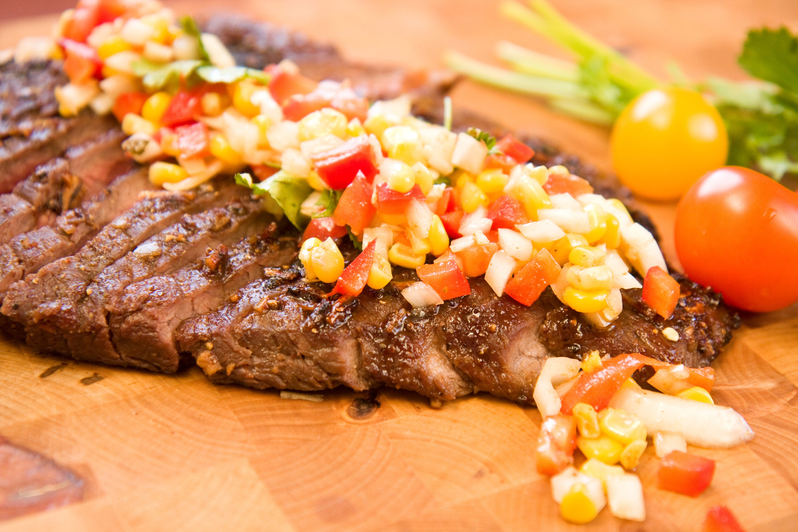 Read more about the article Grilled Skirt Steak with Corn-Tomato Relish